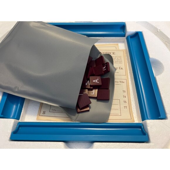 Vintage 1977 SCRABBLE Deluxe Edition Turntable Board Game Selchow & Righter Co - Picture 5 of 9